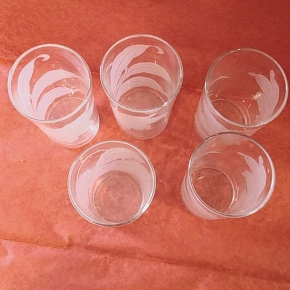 Mid Century Drinking Glasses - Picture 3 of 4